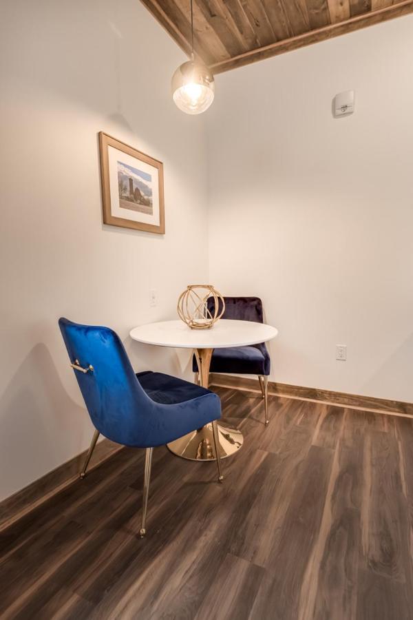 Entire Boutique 6 Lux Private With En-suite Baths *
