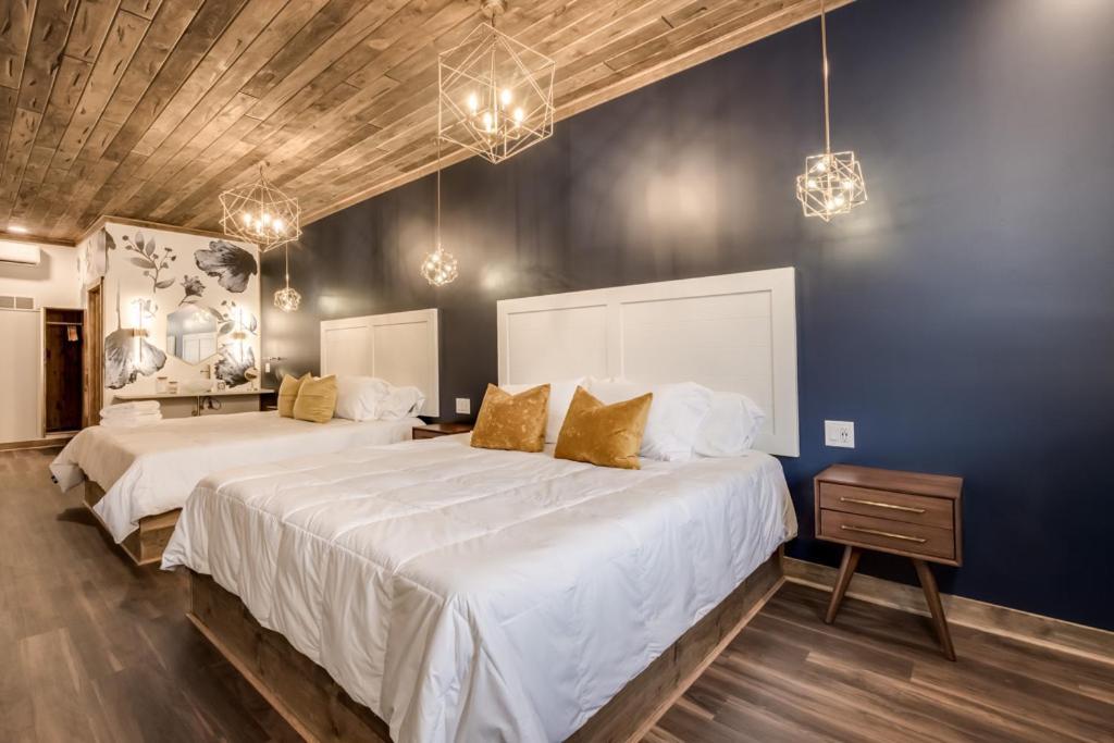 Entire Boutique 6 Lux Private With En-suite Baths
